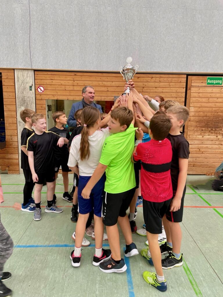 Der Pokal ist zurück am CSG!